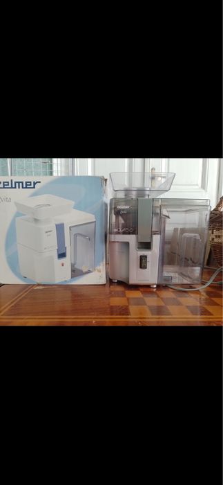 Соковижималка в робочому гарному стані