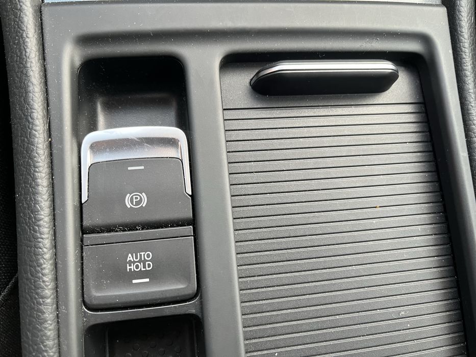 Volkswagen E-golf 35.8кВ