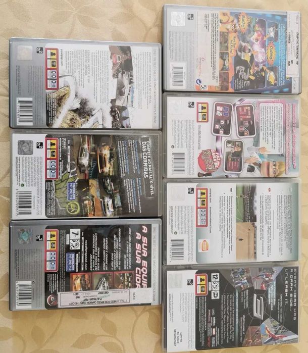 Conjunto de 9 jogos PSP como novos, com caixa e manual