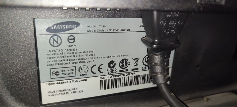 Монітор Samsung "19" SyncMaster T190 LS19TWHSUV/EN