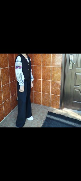 Костюм  для дівчинки р 140