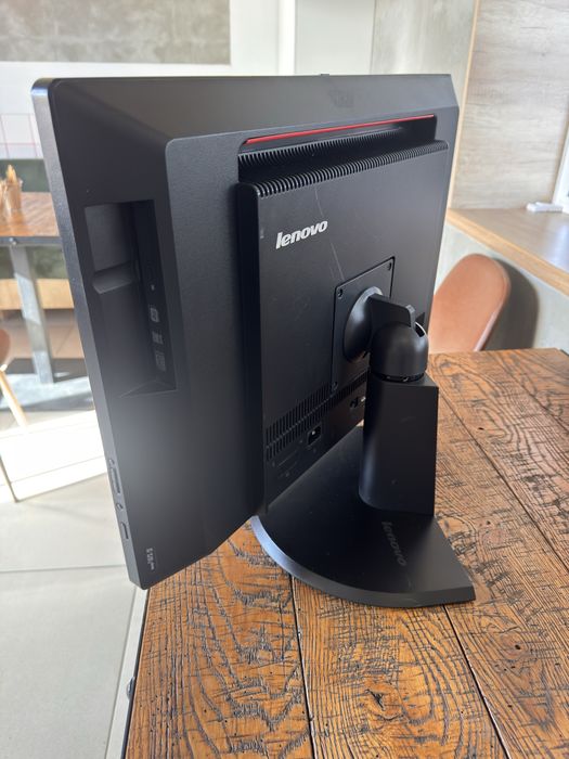Lenovo ThinkCentre M93z моноблок для навчання