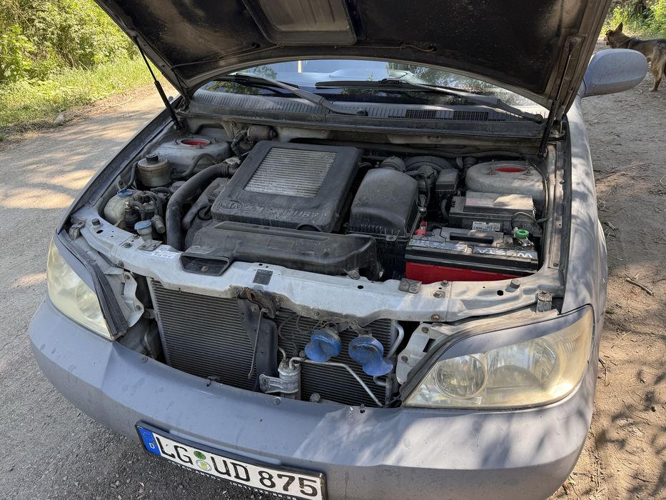 Продам KIA Carnival 2.9 crdi