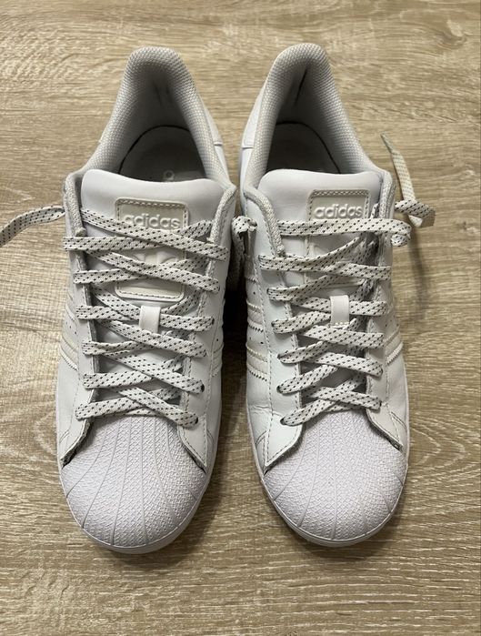 Кросівки Adidas Superstar, Puma, Nike