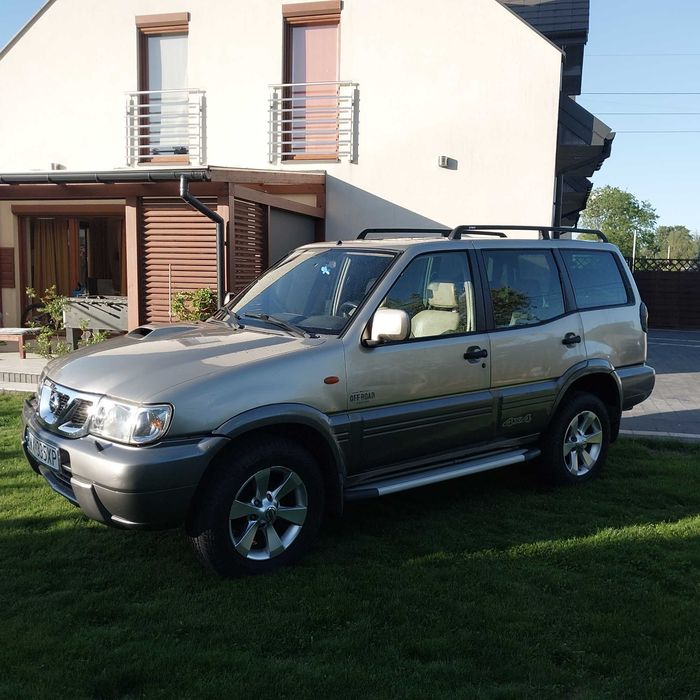 Nissan Terrano II