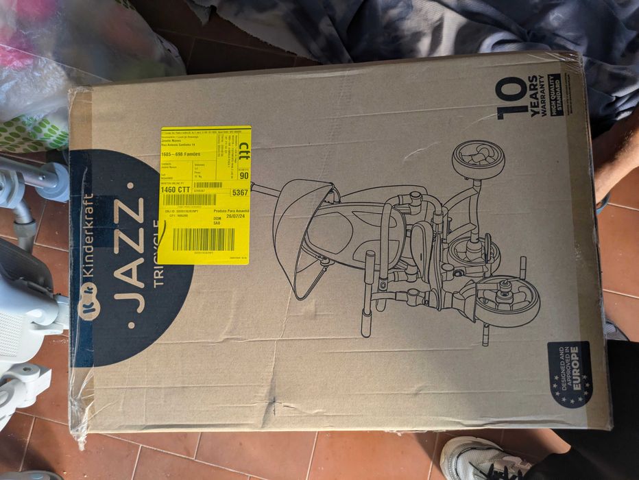 Triciclo kinderkraft