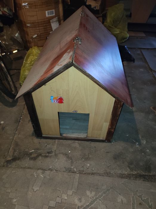 Domek dla lalek/ schowek na zabawki