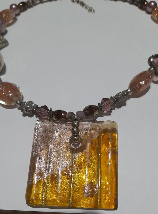 Colar vintage em bijuteria de qualidade - ÚLTIMOS DIAS