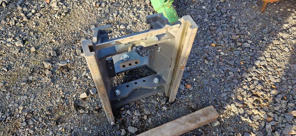 Zaczep listwa szyna Walterscheid scharmuller automat Valtra szyna