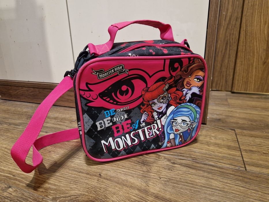 MONSTER HIGH_Kosmetyczko listononkszla_Stan bardzo dobry