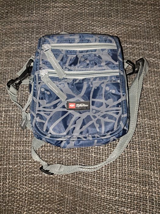 Listonoszka męska, mała na ramię. 22 zł.