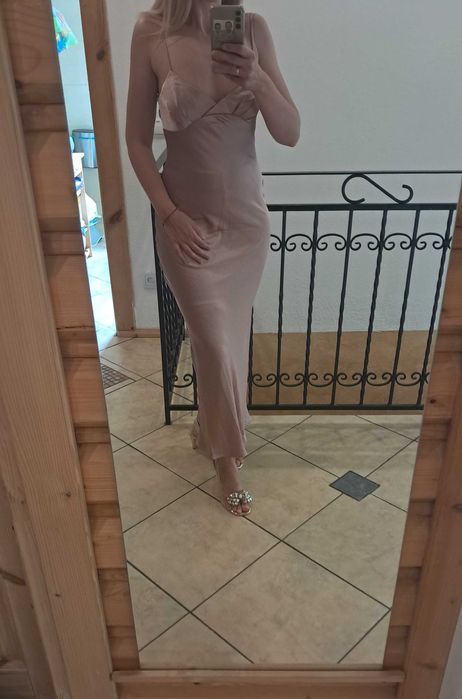 Parallel Lines różowa satynowa maxi sukienka rozmiar L