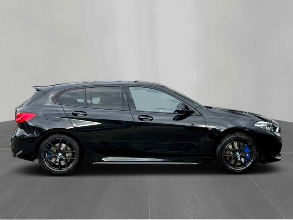 BMW M135i xDrive — photo 3