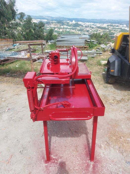 Mesa de Corte Pedra/Azulejo Bellota