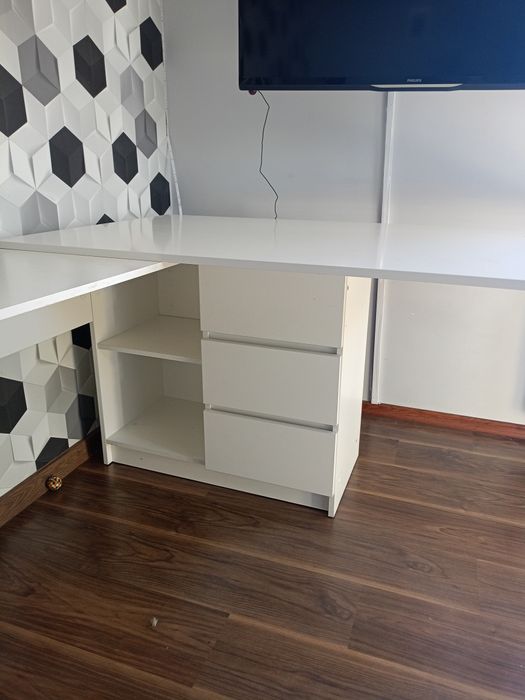 Biurko rogowe Ikea biale 160x170