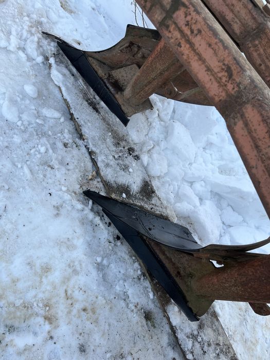 Плуг Unia Grudziadz 3/30 см