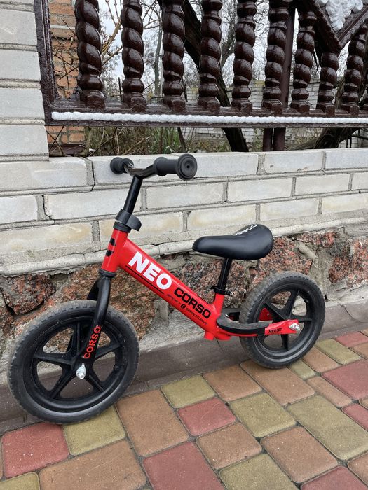 Біговел велобіг Corso Neo