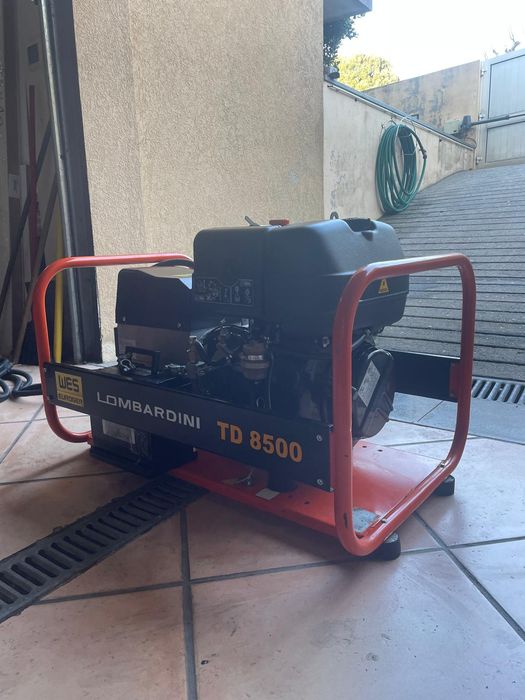 Gerador trifásico 8.2 kW