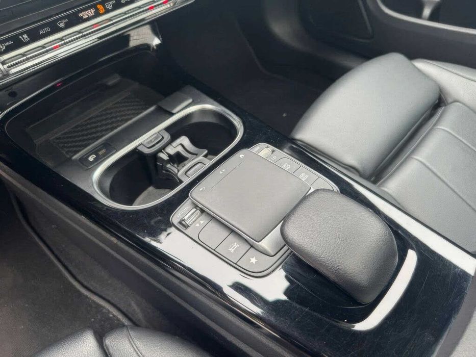 Mercedes-Benz Cla 250      2022