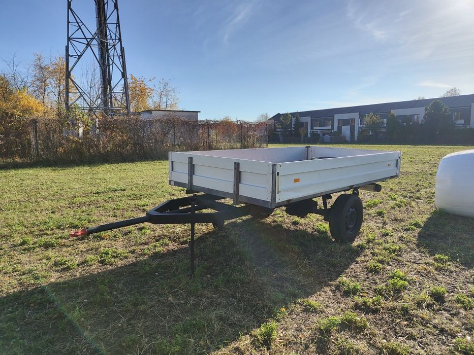 Przyczepa do ciągnika rolnicza