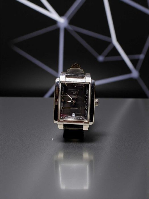 Tissot TXL Lady T061.310.16.051.00 – elegancki zegarek