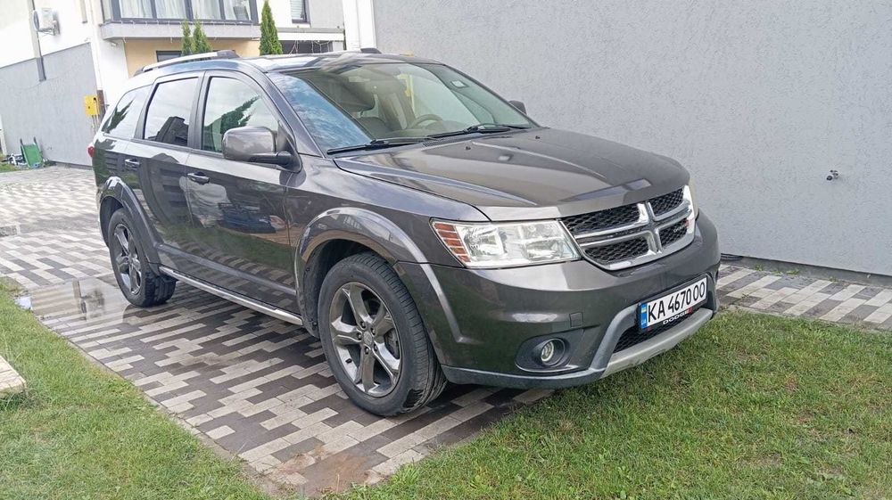 Продаю власний автомобіль Dodge Journey  у топовій комплектації Crossroad