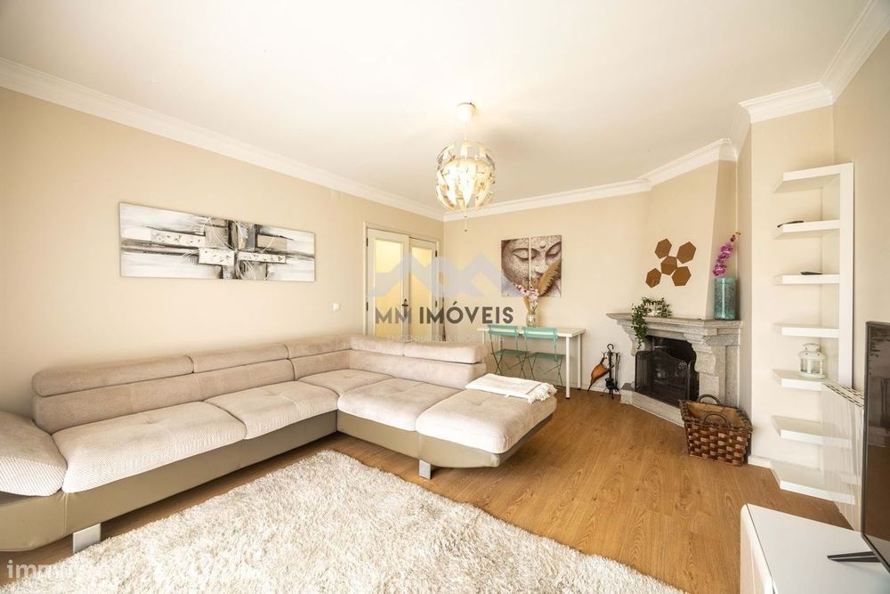 Apartamento T3 | Duplex | Mobilado | Vila Nova de Gaia | Varandas | Ga