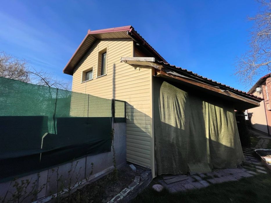 Частина будинку вулиця Осипенка