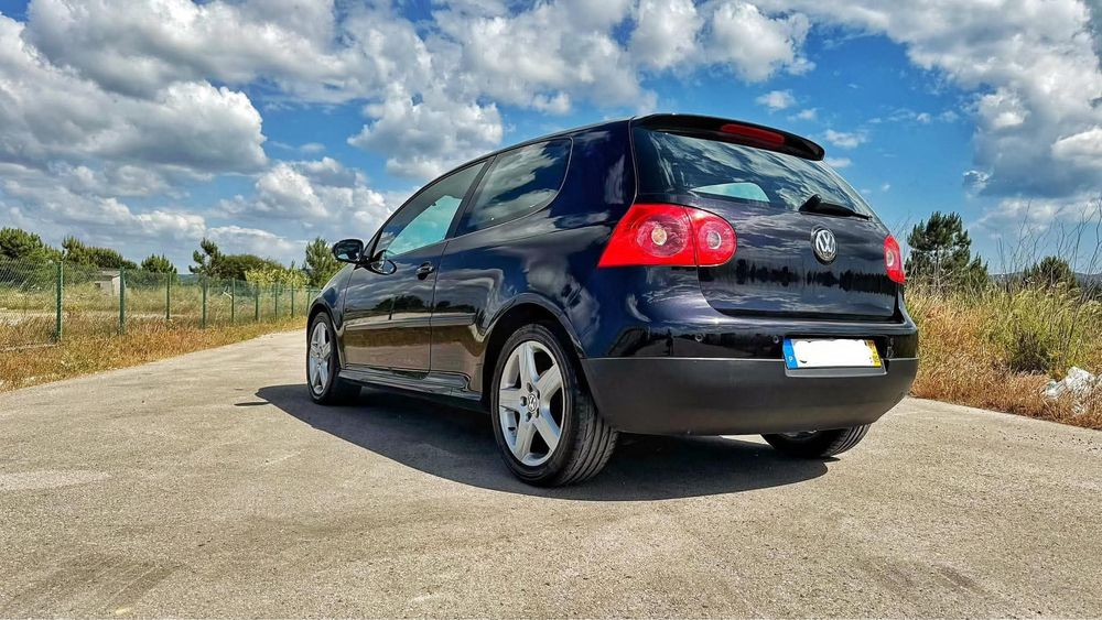 Volkswagen Golf V