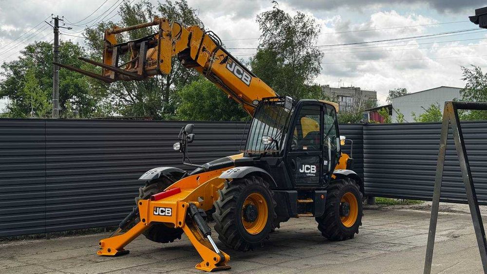 JCB 535-125, 2019