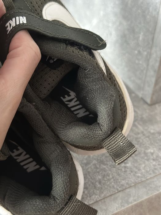 Кросівки кросовки nike 28