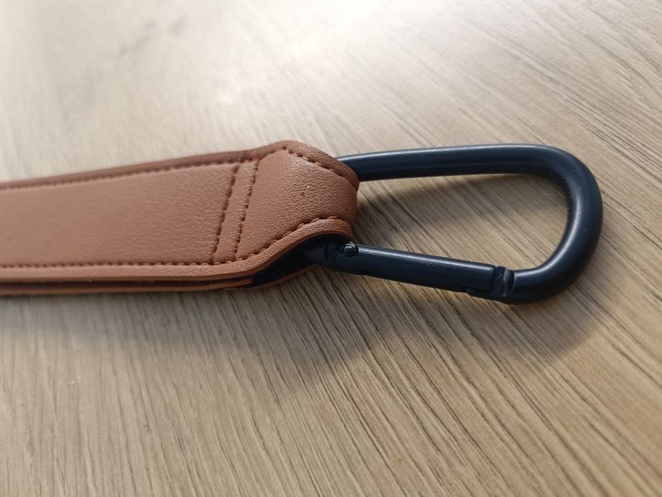 Гачок з карабіном для дитячої коляски