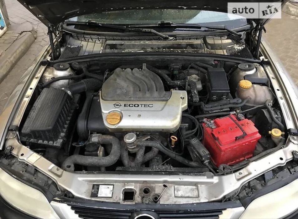 Опель Vectra b На ходу сів поїхав Всі питання по телефону!