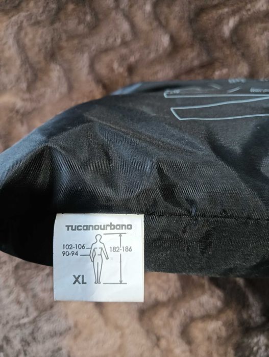 Impermeável (XL) Tucano Urbano Dilúvio Start Preto