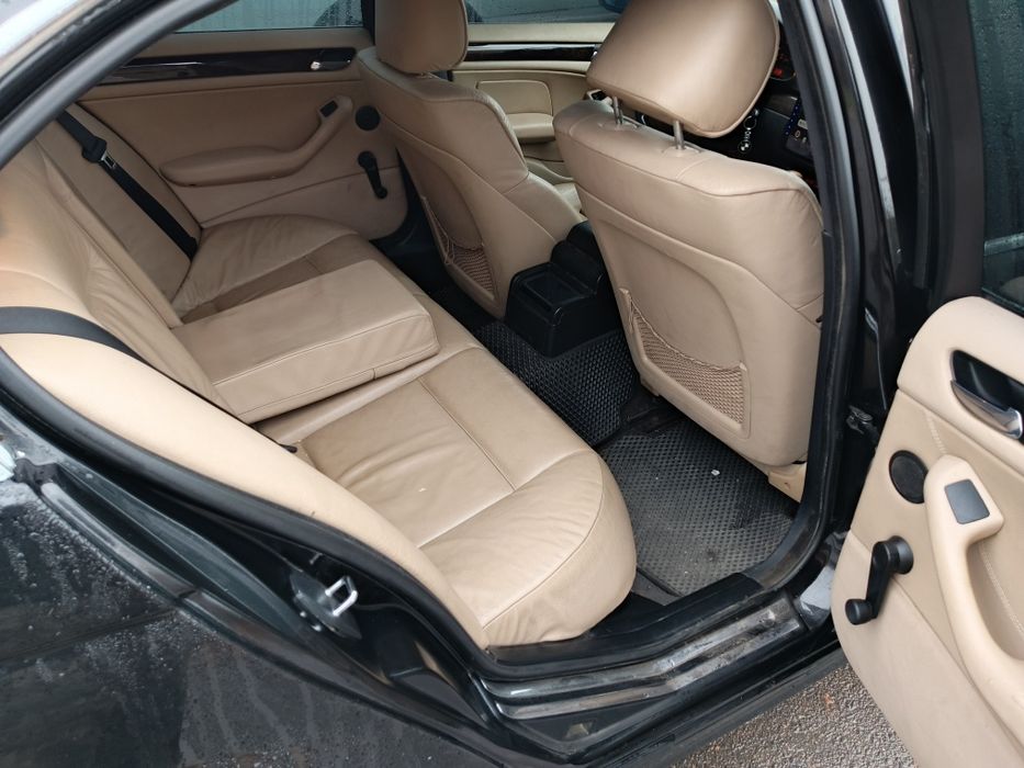 Продам БМВ в полном порядке