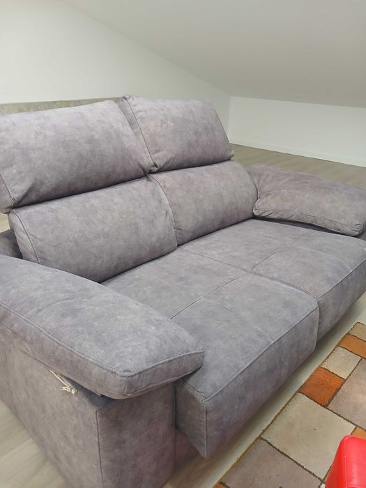 Sofa. Usados apenas 2 mes. Inc otras moveis