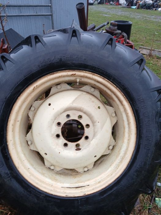 Koła 3512 massey ferguson