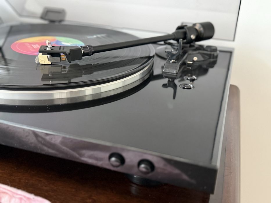 Gramofon Denon DP-300F