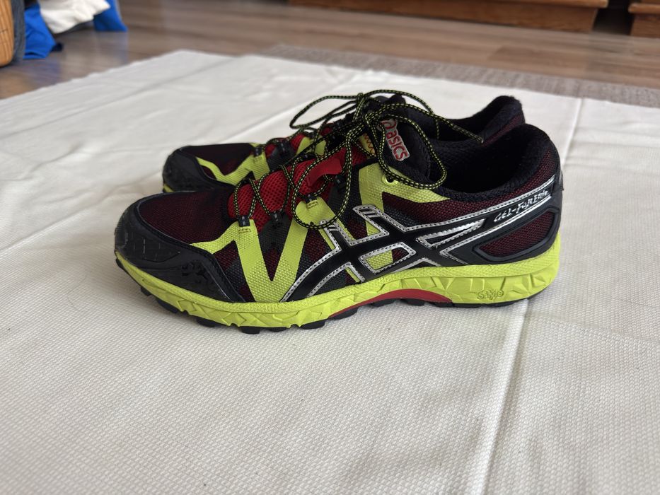 Asics  Gel Fuji Elite buty sportowe rozmiar 44,5