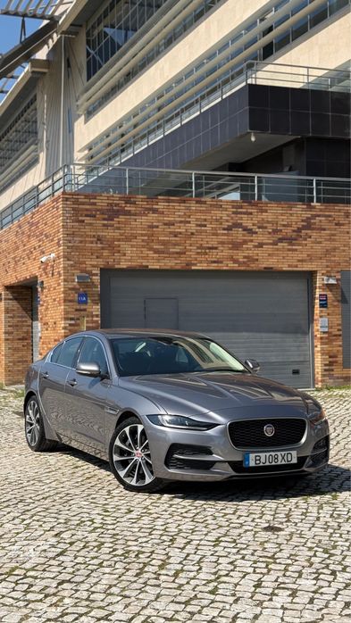 Jaguar XE 2.0 D R-Dynamic S