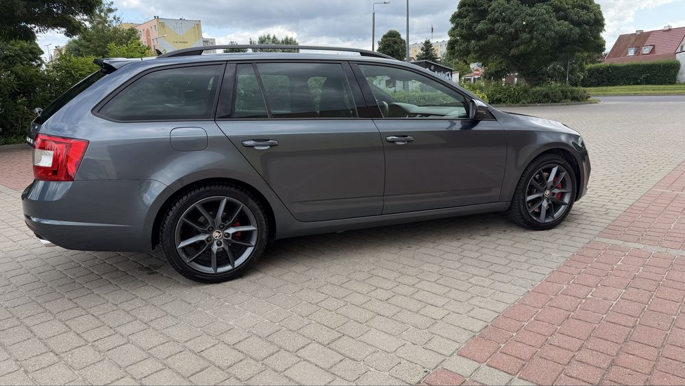 Skoda octavia vrs rok 2015 silnik 2.0 diesel manual ladna zamiana