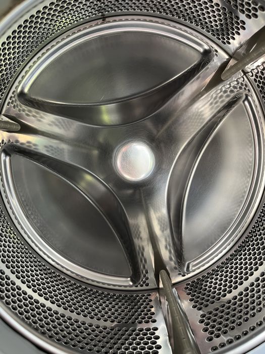 Стиральная машинка AEG