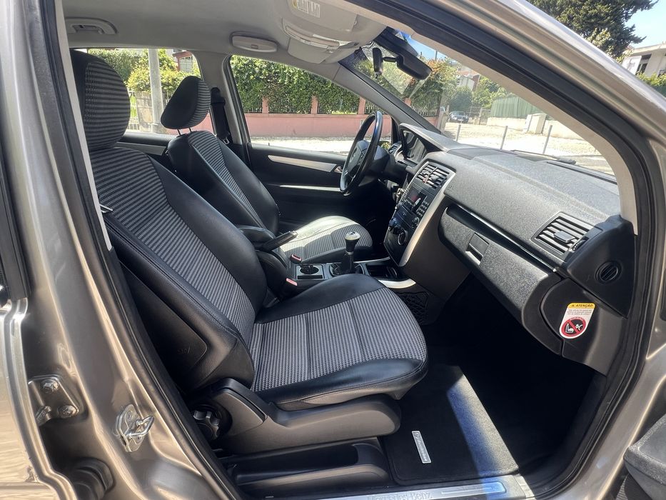 Mercedes B200 Turbo (gasolina)