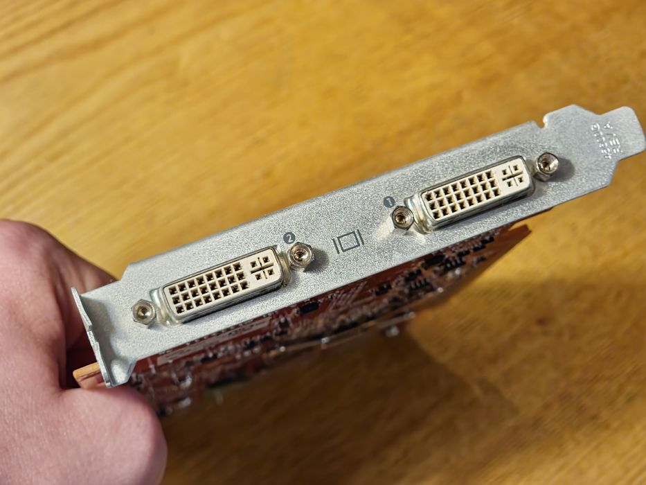 ATI Radeon hd2600xt 256mb MAC PRO