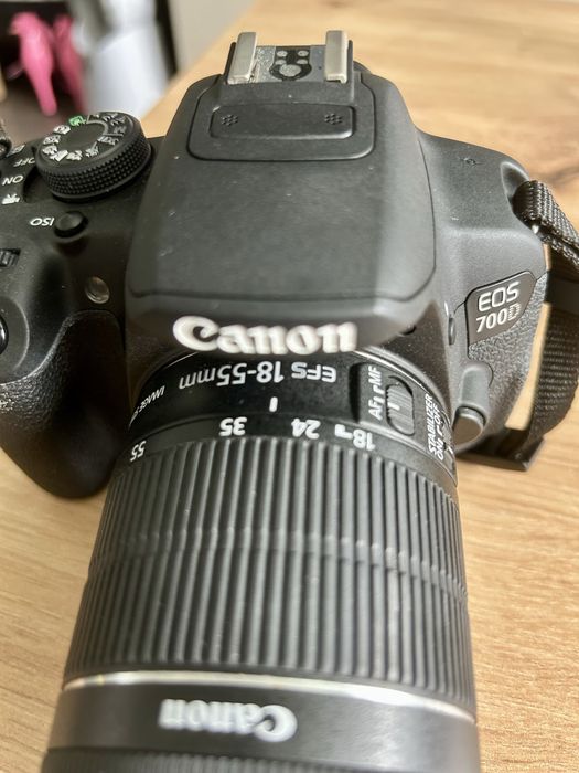 Aparat Canon Eos 700 D
