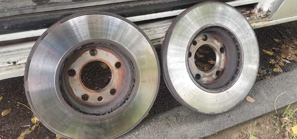 Диски гальмівні перед Т5 1,9 ТДІ