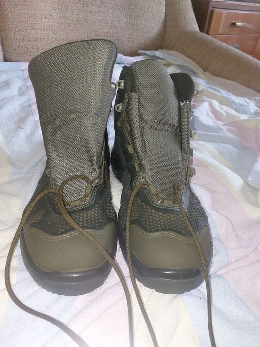 Берці колір олива 44 розмір
