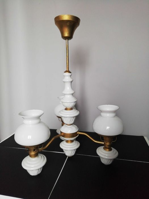 Żyrandol PRL porcelanowy