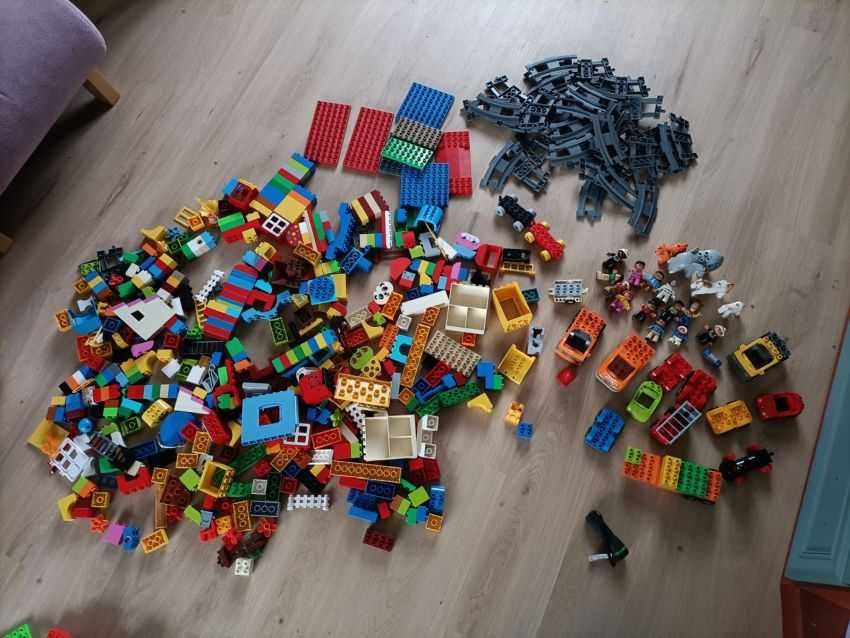 Klocki Lego Duplo Mix 8kg + pojemnik
