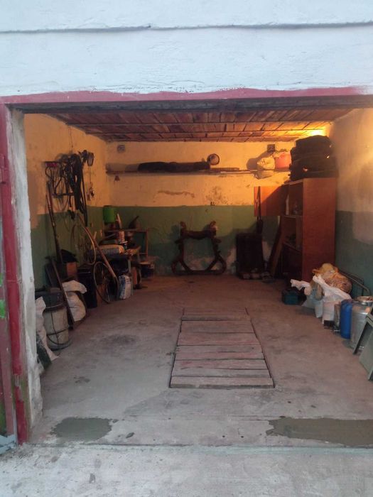 Продаю гараж агк мотор